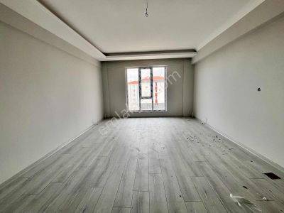 Şentepe (sol) Ocak Ayı Anahtar Teslim 3+1 Daire