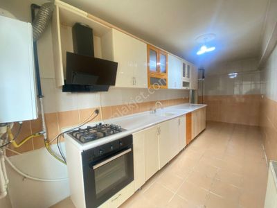 Etimesgut Alsancak Mahallesinde Satılık Geniş 3+1 Daire