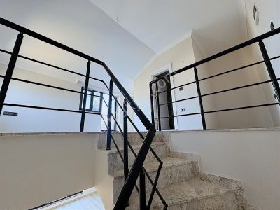 Yenimahallede Satılık Geniş 1+1 Dubleks