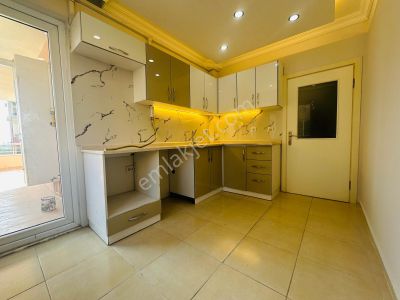 Kostak Gayrimenkul'den Kadıköy'de 1+1 Parasına 3+1 Fırsat Daire!