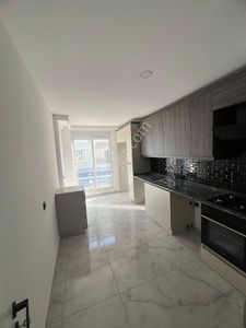 Site İçi Tramvaya 250 M. Mesafede 2+1 Ayrı Mutfak Havuzlu Daire