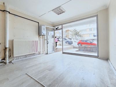 Acil/ilker/1/cad/mürsel/uluç/mah/30/metre/kare/dükkan/ön/cephe