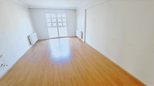 Karapurcekte Kiralik Daire 3+1 1 Katta