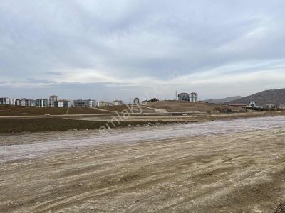 Mülk Emlak !! İstenilen Metrajlarda Satılık Arsamız Mevcuttur..