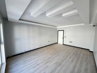 5.katta 3+1 120m2 3.cepheli Teras Balkon Ç.banyolu Lüks Daire..