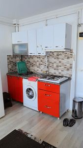 Edirne 1.murat Mah.eşyalı 1+1 Kiralık Daire