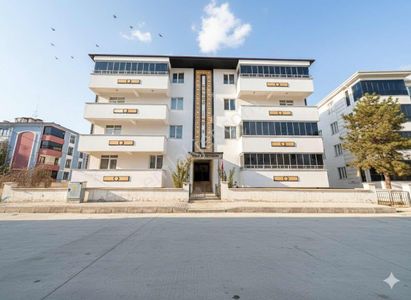 Remax Dem'den Hocabey Mahallesinde Satılık 3+1 Daire