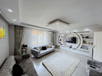 Karaca'dan Çınarlı Mahallesinde 4+1 180m2 Satılık Dublex Daire