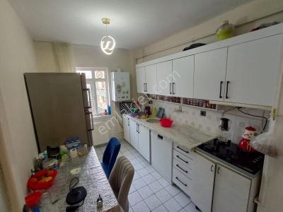 Etlik Lise Yakını 3+1 Yapılı Masrafsız Kat Konumlu Satılık Daire