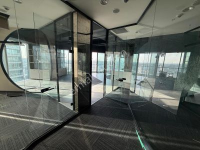 Kiralık Ofis Skyland'te Balkonlu Prestijli Remax Astyle