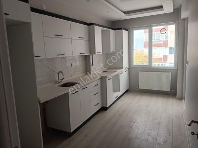 Edirne Kurtuluş Mahallesi Kiralık Sıfır 3+1