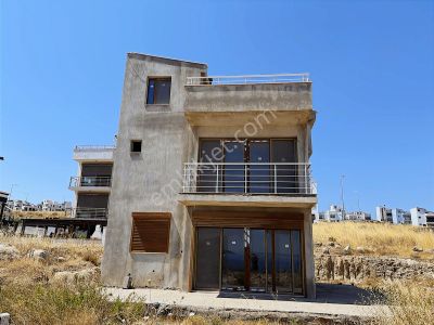 Mordoğan Emlaktan Kamukentte 478 Ada İleri Kabası Bitmiş Yazlık