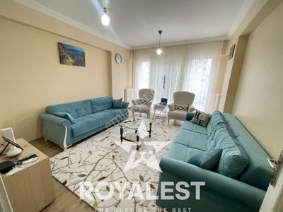 Royalest'ten İskanlı Merkezi Konumda Site İçi Önü Açık Bakımlı