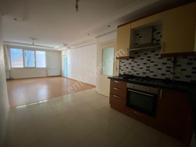 Beykent Merkezde Site İçerisinde 1+1 Eşyasız Kiralık