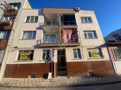 Borsem'den Akhisar Merkezde Satılık 3+1 Doğalgazlı Daire