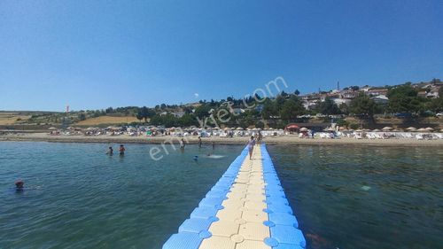 Şarköy'de Denize Sıfır Havuzlu Site İçinde Köşe Satılık Villa