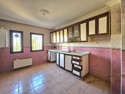 Taner'den Dikmen'de Genç Binada 2+1 Kombili Bağımsız Boş Daire