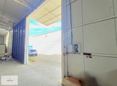 Aksuda Yola Cephe 1000 M2 Kapalı Depo Tesis 500 M2 Açık Alan