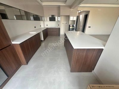 Teamwork Gyd Yeni Bağlıcada 3+1 Yerden Isıtmalı Sıfır Villa