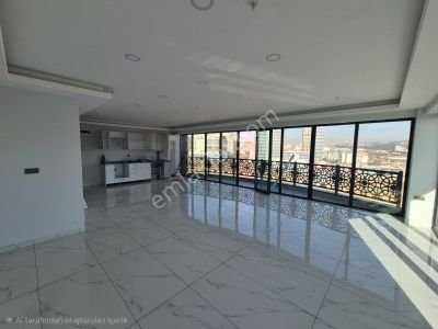 Serhat Kavşakta Alc Plazada 85 M2 Yapılı Kiralık Ofis