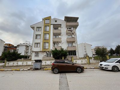 Hega İnvest- Adliye Ve Hastane Yakını 1+1 Eşyalı Asansörlü