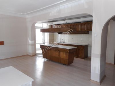 Gaziosmanpaşa Kuleli'de 2+1 Bakımlı Kiralık Daire