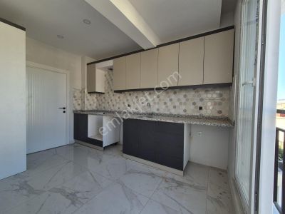 Kanal Mah İskanlı Tramvaya 300m Asansörlü Tapu Mas Yok 2+1 Daire