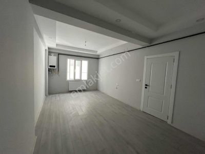 Sürer Emlak`tan Kiralık 1+1 Daire`miz İlk Kiracısını Bekliyor