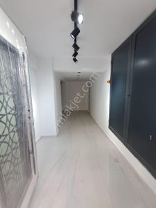 🚀🌈 Cadde Üzerinde Kaçırılmayacak Yatırım Fırsatı! 💎 2+0 💫 60 M² 🌅 (d225)