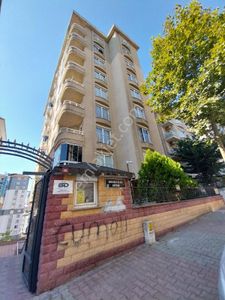 Finans Merkezine Komşu Geniş Metrekareli Büyük Balkonlu Fırsat