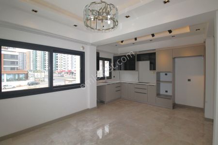 Retro’dan Şıklığı Ve Modern Dizaynı İle Başınızı Döndüren Lüks 2+1