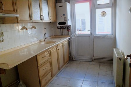 Etimesgutta Kiralık 3+1 Daire Mausuroğlu Emlaktan