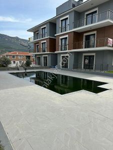 Havuz Manzaralı 1+1 Satılık Daire