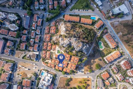 Cb Marina'dan Marmaris Karaca Sitesinde 3+1satılık Dubleks Daire