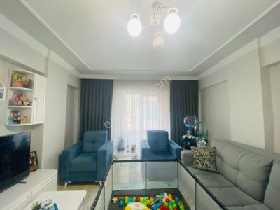 Güven'den Kapaklı'da Merkezi Konumda Kombili,ebv Banyolu 2+1 Ev