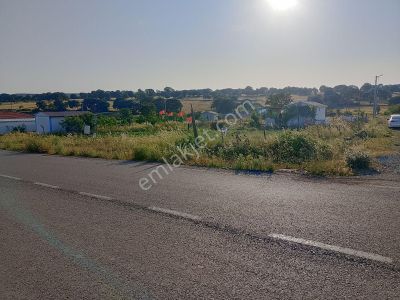 Rota Karesi Den Büyük Köşe Arsa