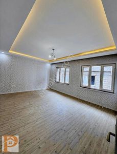 Konak'ta Satılık 2+1 Daire