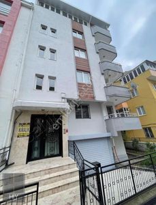 Hly Gayrimenkulden Bahçelievler Mh.de 3+1 160 M Kiralık Daire