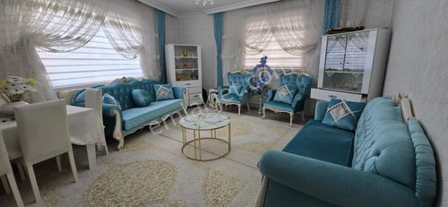 Merkez Emlak'tan 2+1 Yüksek Giriş Ön Cephe 100 M2 11 Yıllık