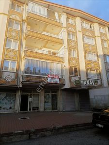 Merkez Emlak 3+1 Yüksek Giriş Ön Cephe İçi Yapılı 120 M2 İskanlı