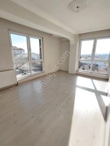 Satılık 3+1 Bakımlı Asansörlü Daire Güney Cephe