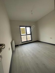 Güç Emlaktan Yeni Batıkent Tokiler De Kiralık 3+1 Daire