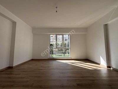 Mak Gayrimenkul'den Sıfır Merkezi Konumda Geniş 3+1