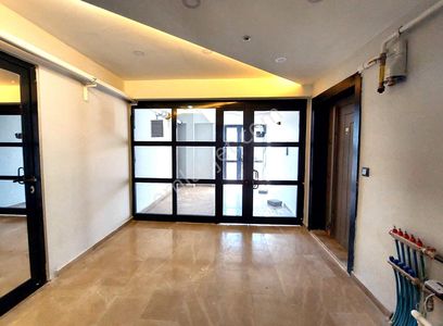 Alibabada Site İçinde Kış Bahçeli Ve Geniş 3,5+1 Satılık Daire