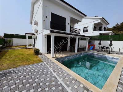 Ertilav Gayrimenkulden Foça Mahallesinde Satılık Eşyalı Villa