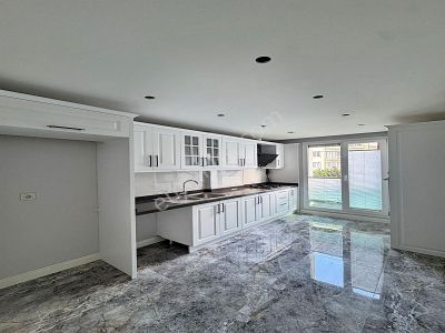 Cadde34 Yapı'dan Beylikdüzü Gürpınar'da Kapalı Otoparklı Sıfır Butik Sitede 3+1 Satılık Arakat!!