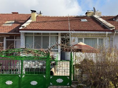 Yüzügüllü'den Satılık Sultandere De Müstakil Bahçeli 3+1 Fırsat!