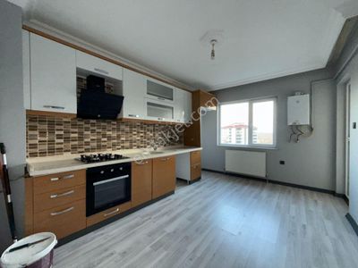 Ufuk Kılıç Emlak'tan Protokol Yolu Yakını Site İçerisinde 3+1 Ful Yapılı Daire