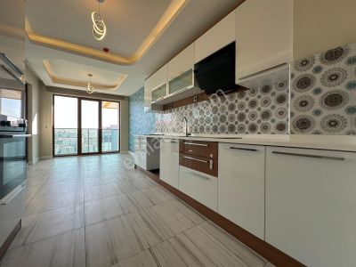 Ovacıkta Taha Akgül Yakını 4+1 Site Dairesi.!