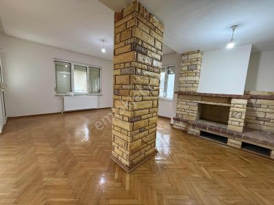 Kent Gayrimenkul'den Ara Kat Şehir Merkezinde Kiralık Daire